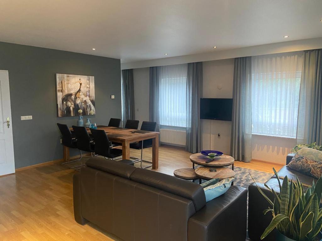 Panorama Sousberg Appartementen Schin op Geul Exteriör bild